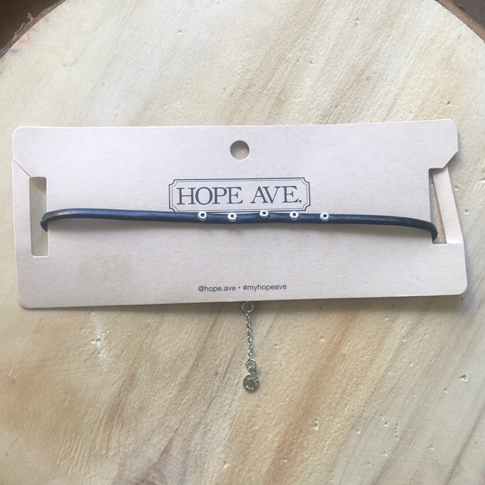 Hope Ave O-Ring Choker 🌸3 for $15